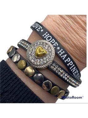 Love, Hope, Happiness Black Criss Cross Bracelet Sparkle Gold Heart Snap! NWT
